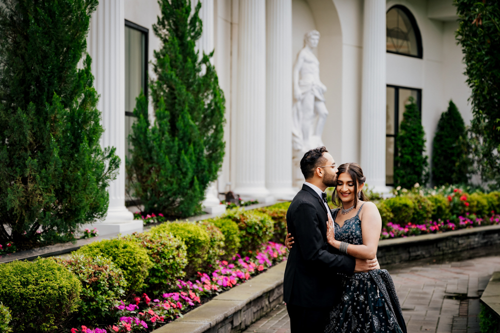 weddings for couples across South Philadelphia